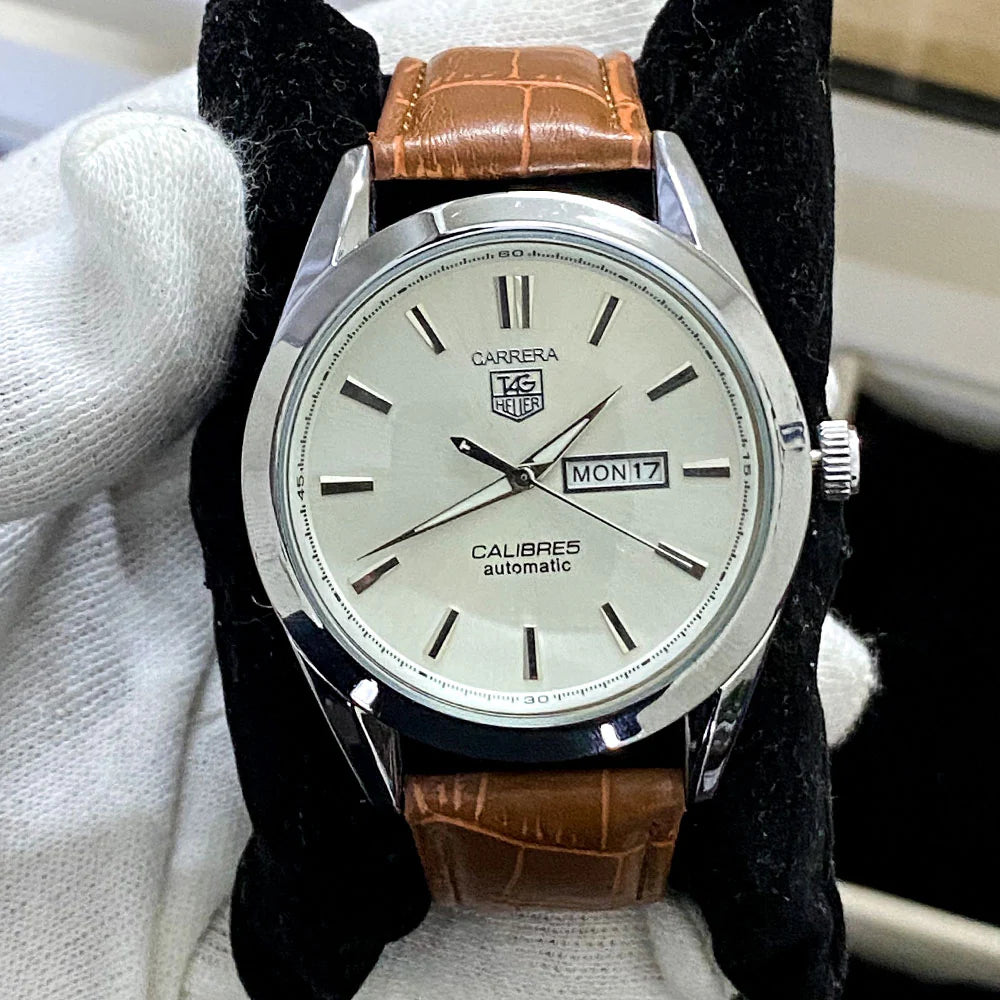 Tag Heuer Leather Calibre 5
